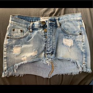 One Teaspoon Mini Skirt!